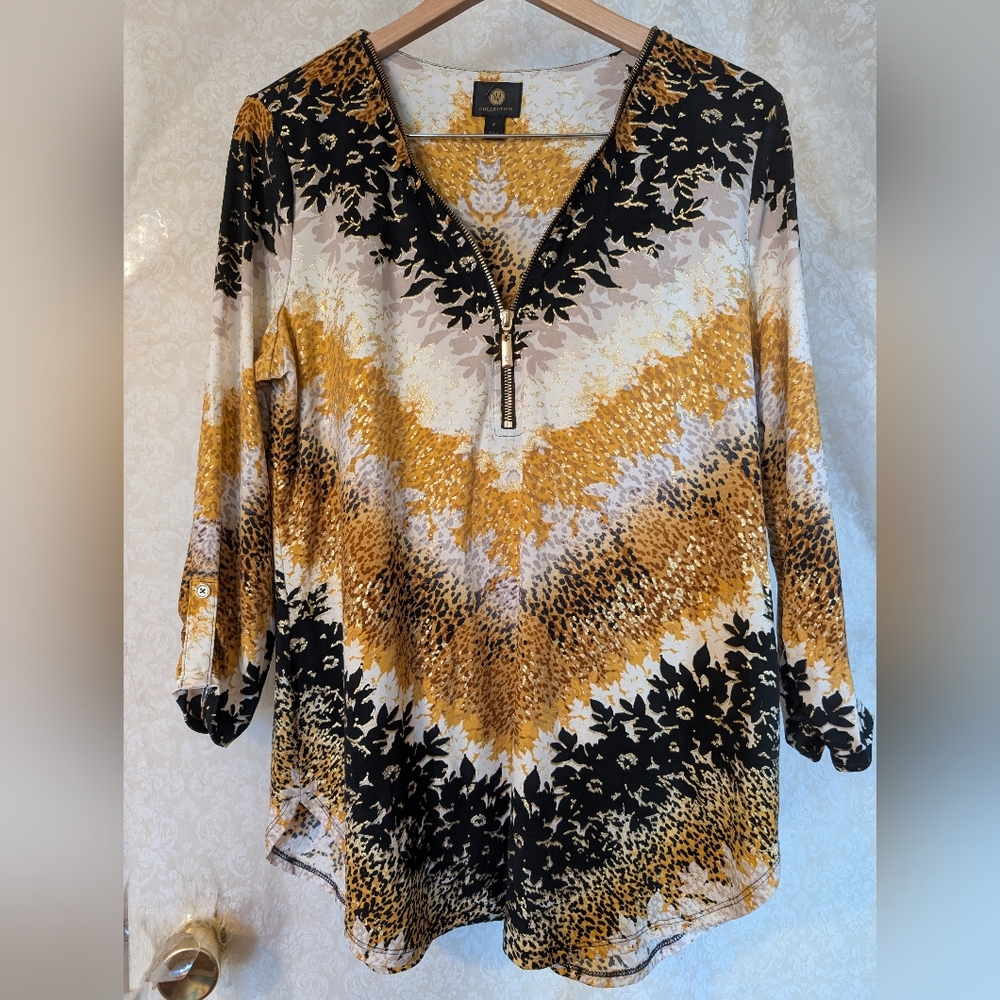 JM Collection Top Sz.‎ Medium Gold Silhouette